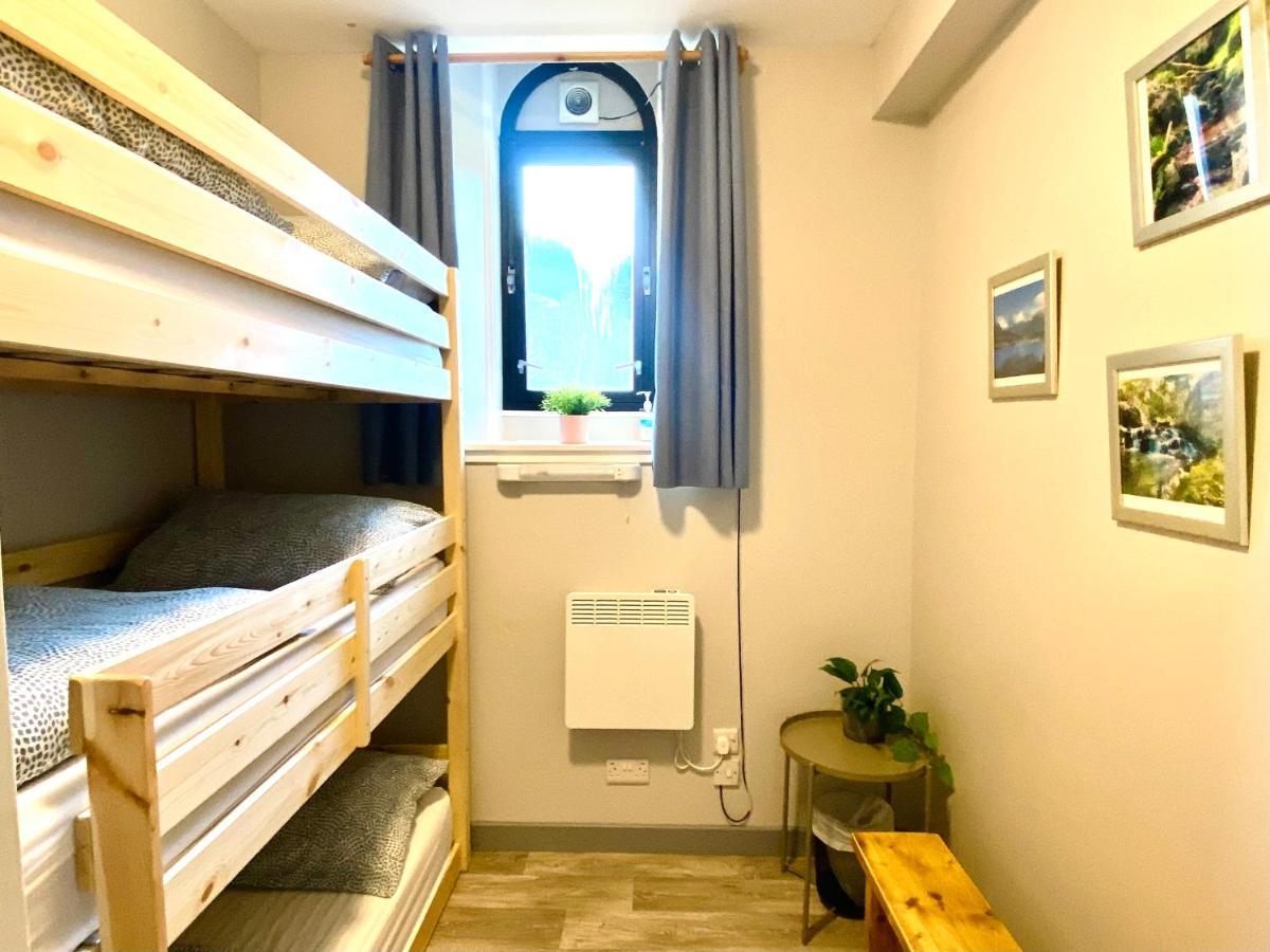 Inversnaid Bunkhouse Buitenkant foto